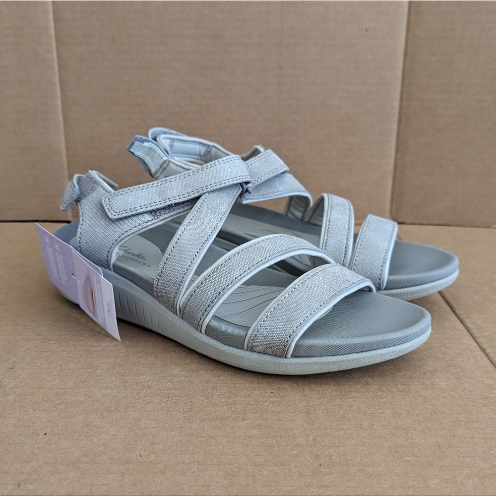 Clarks Cloudsteppers Glide Hi Ella Adjustable Strap Sandals Stone Womens 7.5